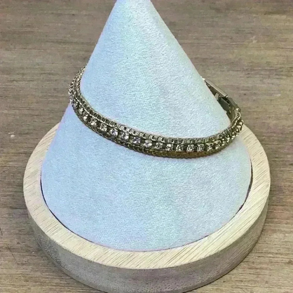 Gold and Rhinestone Vintage Clasp Bracelet - Picture 1 of 5